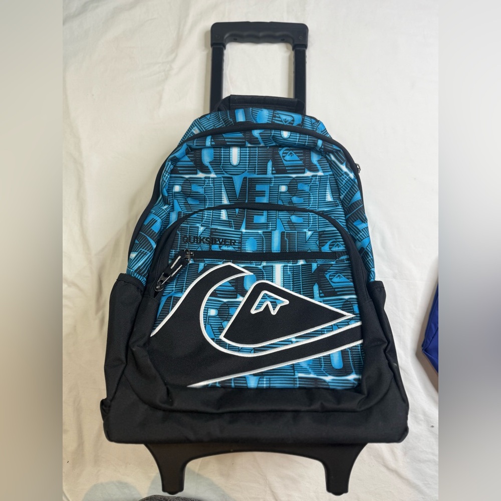 Quicksilver Snowboard Skate Wheeled Duffle Bag Luggage Detachable Backpack A!07
